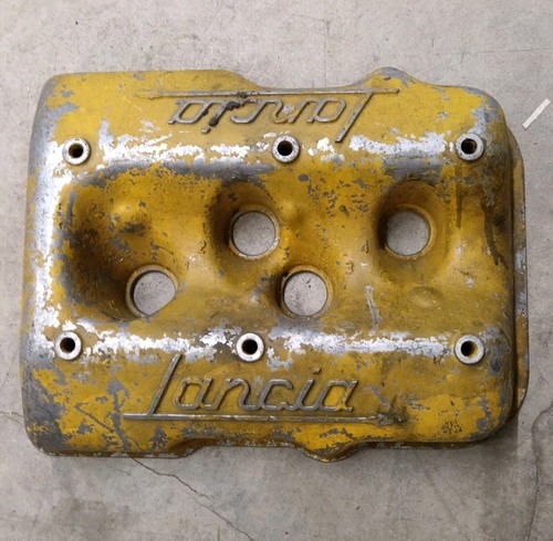 Coperchio valvole punterie - valvole,
