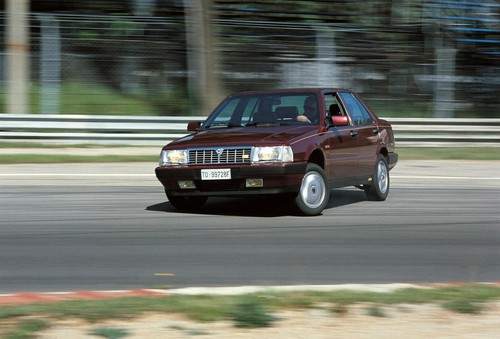 Lancia thema ferrari - thema, ferrari 